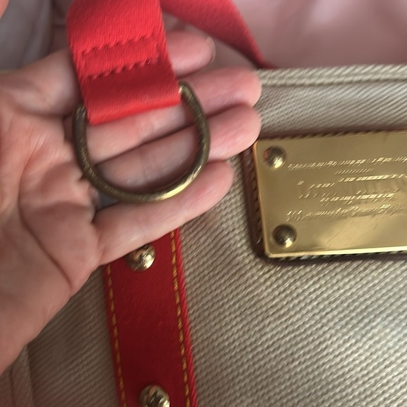 Louis Vuitton Beige and Red Tote Bag - Picture 12 of 12